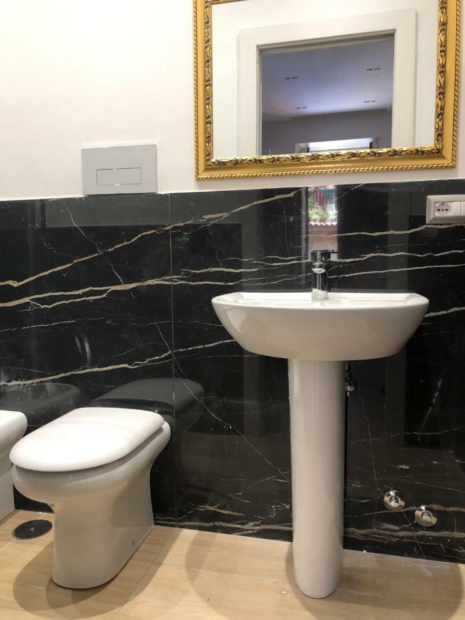 Nsh Apparthotel, Napoli Centro Eksteriør bilde